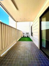 2077 Washington Ave in San Leandro, CA - Building Photo - Building Photo