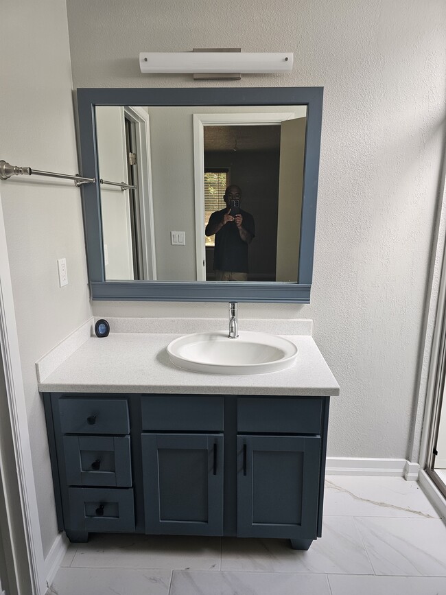 22222 SW Mandan Dr in Tualatin, OR - Building Photo - Building Photo