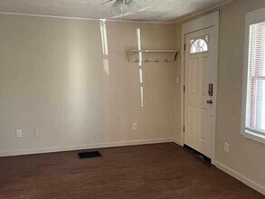 2 Seneca St in Baldwinsville, NY - Building Photo - Building Photo