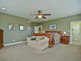 50 Edmonds Cove Rd in Hampton, VA - Building Photo