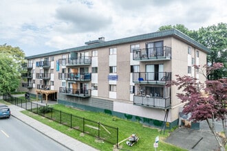 Mainstreet Arms Apartments Chilliwack in Chilliwack, BC - Building Photo - Building Photo