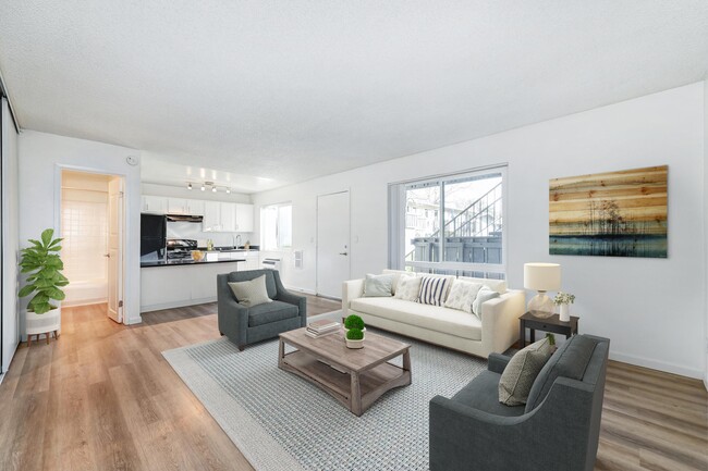 Thornbridge Apartments in San Jose, CA - Building Photo - Building Photo