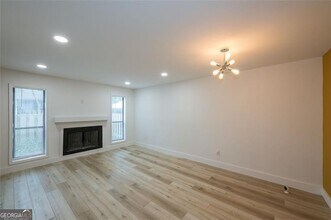 200 River Mill Cir in Roswell, GA - Building Photo - Building Photo