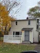 4671 E 144th St in Cleveland, OH - Building Photo