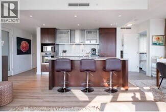 1028 Barclay St in Vancouver, BC - Building Photo - Building Photo