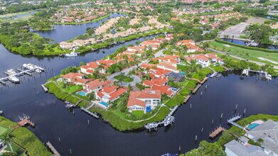 3299 Bridgegate Dr in Jupiter, FL - Building Photo - Building Photo