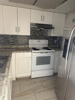 7779 Tam Oshanter Blvd in North Lauderdale, FL - Building Photo