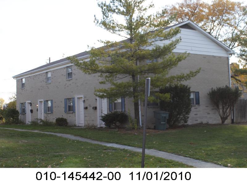 5058 Hibbs Dr in Columbus, OH - Building Photo