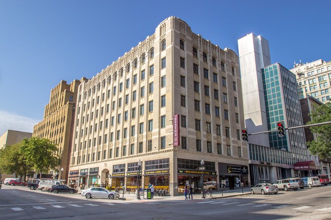 The Barker Building in Omaha, NE - Foto de edificio - Building Photo