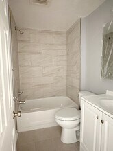 338 Snyder Ave in Philadelphia, PA - Building Photo - Building Photo