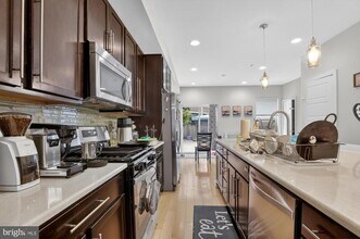1504 Earl St in Philadelphia, PA - Building Photo - Building Photo