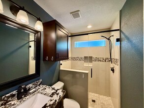 12325 Los Indios Trail in Austin, TX - Building Photo - Building Photo