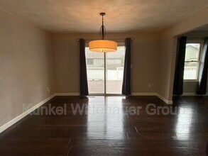 1721 Spruce Hill Dr in Belleville, IL - Building Photo - Building Photo