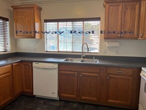 8547 Winter Gdns Blvd in Lakeside, CA - Building Photo - Building Photo