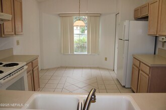 11202 Mikris Dr S in Jacksonville, FL - Building Photo - Building Photo