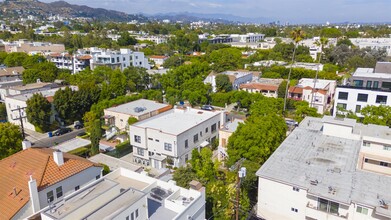 745 N Croft Ave in Los Angeles, CA - Building Photo - Building Photo