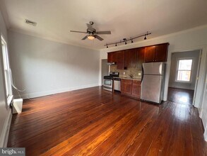 1629 Green St in Philadelphia, PA - Building Photo - Building Photo