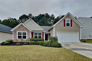 3762 Plymouth Rock Drive in Loganville, GA - Building Photo