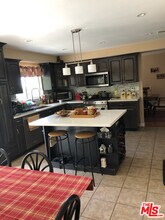 1986 Sherer Ln in Glendale, CA - Building Photo - Building Photo