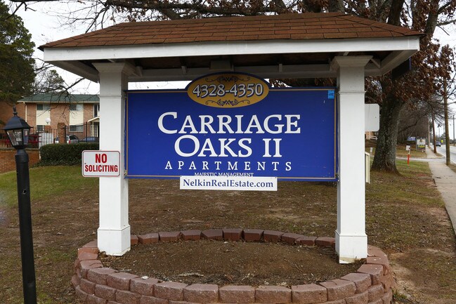 Carriage Oaks Apartments in Clarkston, GA - Building Photo - Building Photo