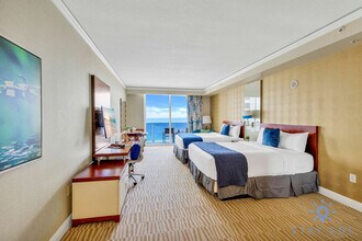 18001 Collins Ave in Sunny Isles Beach, FL - Building Photo - Building Photo