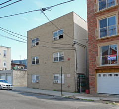 409-411 11th St in Union City, NJ - Building Photo - Building Photo