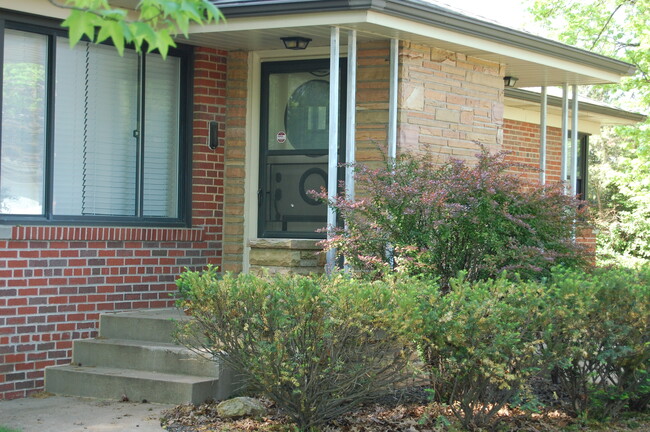 property at 5801 Jamieson Ave