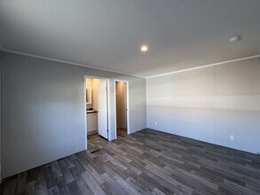 342 Basket Branch in Oxford, MI - Foto de edificio - Building Photo