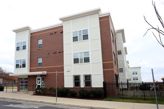 Penn Square in Baltimore, MD - Building Photo - Building Photo