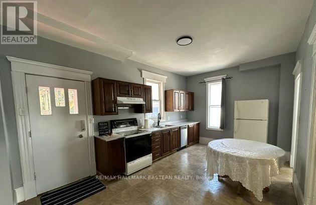 293 Dalhousie St in Peterborough, ON - Building Photo - Building Photo