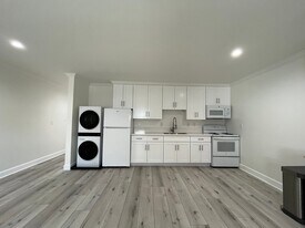 5331 E Brittain St, Unit 5335 in Long Beach, CA - Building Photo
