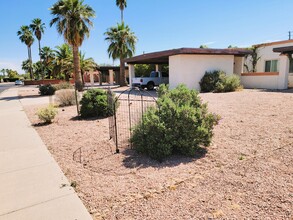 4809 S La Rosa Dr in Tempe, AZ - Building Photo - Building Photo