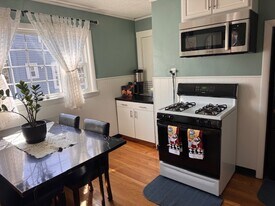 19 Havelock St, Unit 1 in Malden, MA - Building Photo