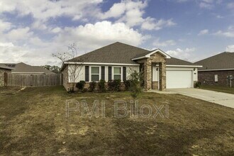 1005 Enclave Cir in Long Beach, MS - Building Photo - Building Photo