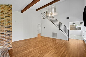 7258 Coronado Cir in Austin, TX - Building Photo - Building Photo