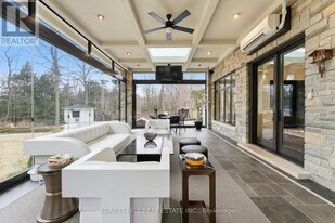 40 Golf Ave in Vaughan, ON - Building Photo