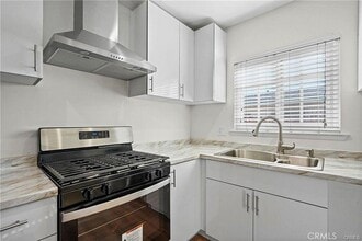 16757 Ludlow St in Los Angeles, CA - Building Photo - Building Photo