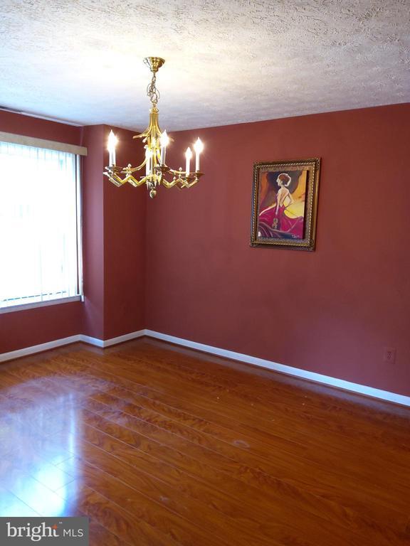 2109 Woodbox Ln in Baltimore, MD - Building Photo - Building Photo