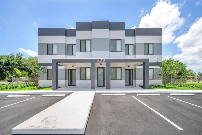 property at 309 NW 7th Ct