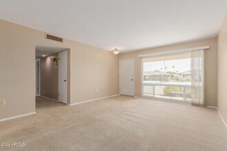 10214 W Burns Dr in Sun City, AZ - Building Photo - Building Photo