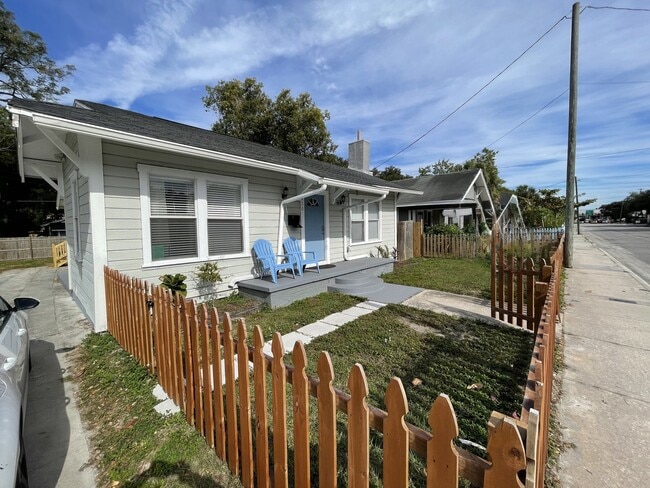 property at 410 E Floribraska Ave