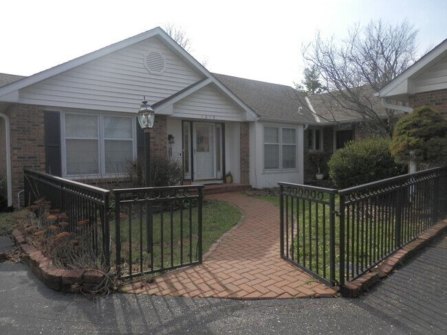 1510 Woodrail Ave in Columbia, MO - Building Photo - Building Photo