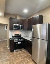 2060 E Orleans St in Philadelphia, PA - Building Photo