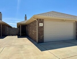 1203 Preston Trails in Wolfforth, TX - Building Photo