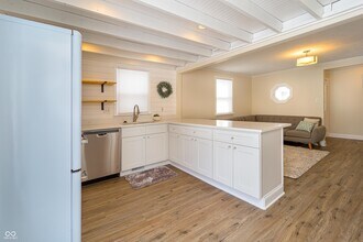 388 W Pearl St in Greenwood, IN - Building Photo - Building Photo