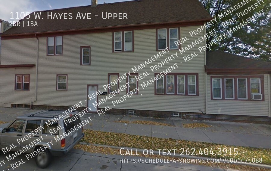 1105 W Hayes Ave, Unit Upper in Milwaukee, WI - Building Photo