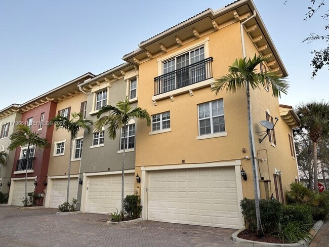 property at 601 S Federal Hwy