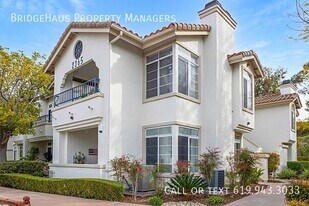 2365 Rancho Del Oro in Oceanside, CA - Building Photo