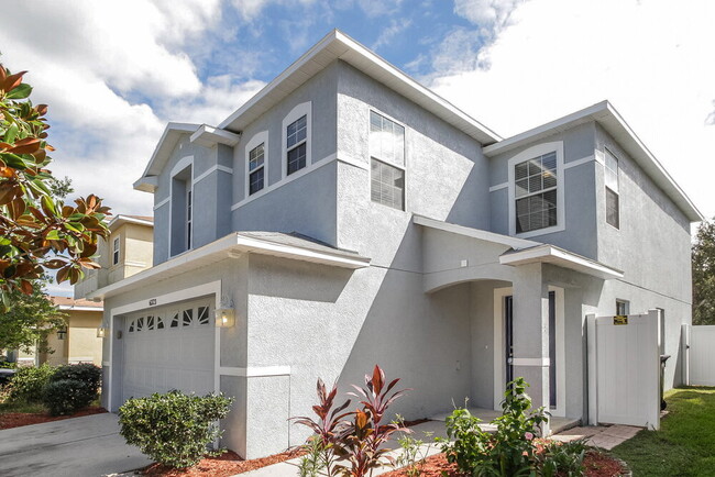 6323 Magnolia Trails Ln in Gibsonton, FL - Building Photo - Building Photo