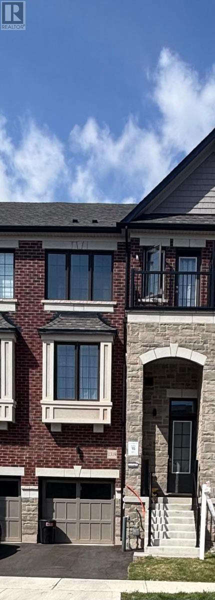 1319 Shevchenko Blvd in Oakville, ON - Building Photo - Building Photo